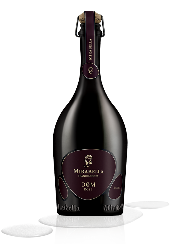 Bottiglia di Dom Franciacorta Riserva Rosé Mirabella